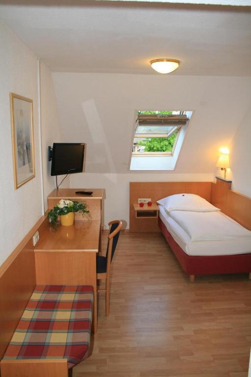 Hotel Restaurant Haus Odendahl Köln Szoba fotó