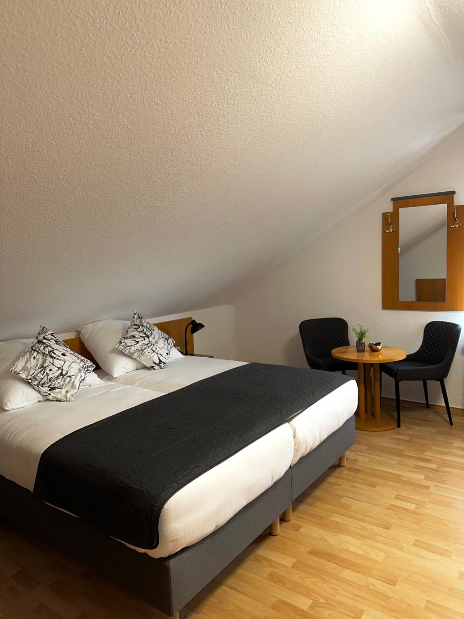 Hotel Restaurant Haus Odendahl Köln Kültér fotó